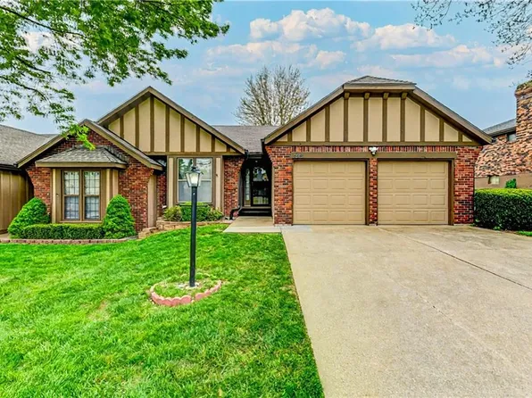1515 N 42nd Ter, Saint Joseph, MO 64506