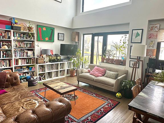 3rd image of 349 Metropolitan Ave #6F