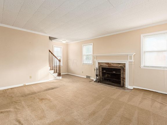 3rd image of 840 Griswold St