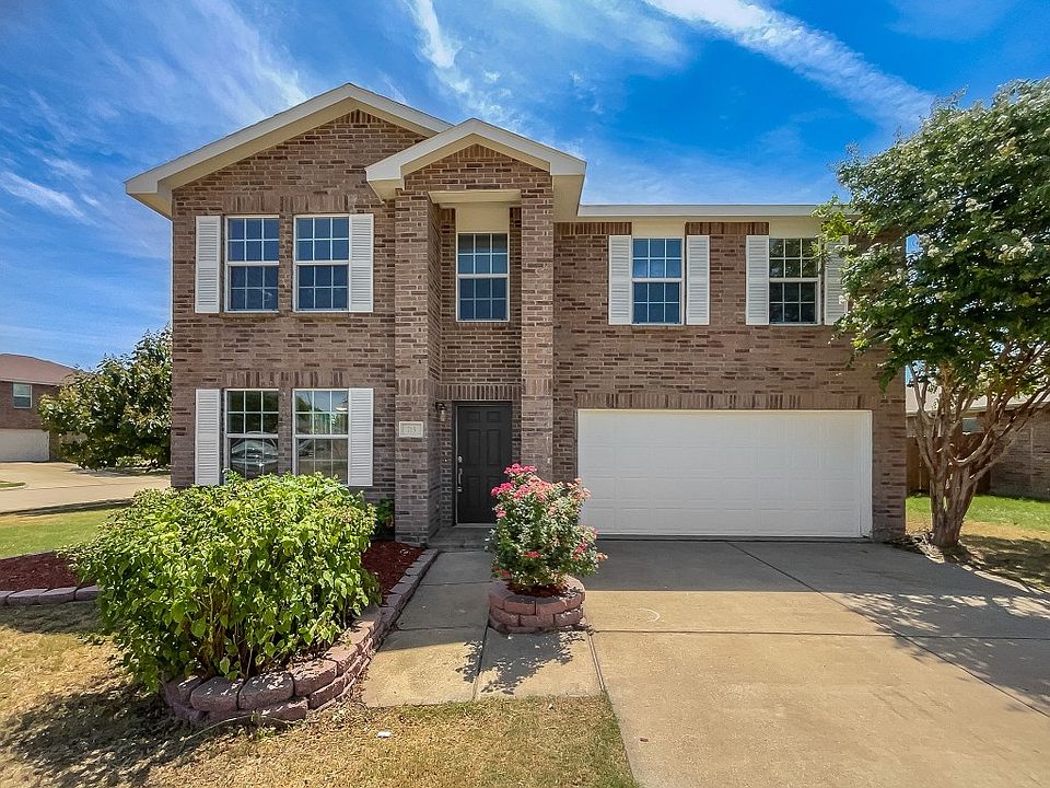 1st image of 715 Daughters Dr