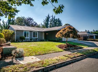 632 SW Willowbrook Ave, Gresham, OR 97080
