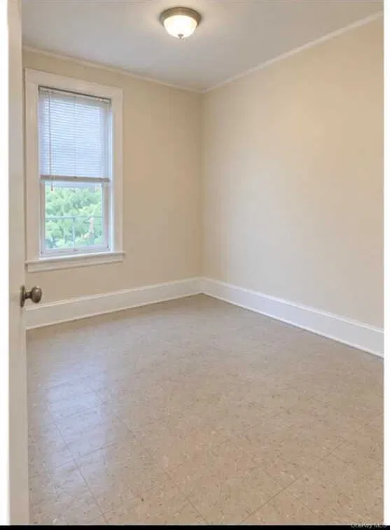786 Garden St., New York, NY 10460 — Photo 2