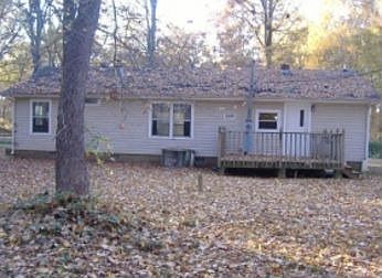 2nd image of 4706 Hartis Rd