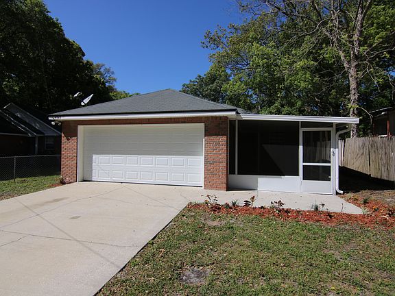 2nd image of 8343 Buttercup St