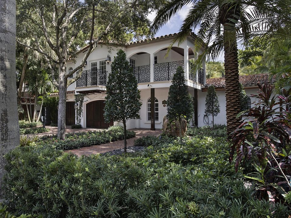 1st image of 755 Aurelia Street
