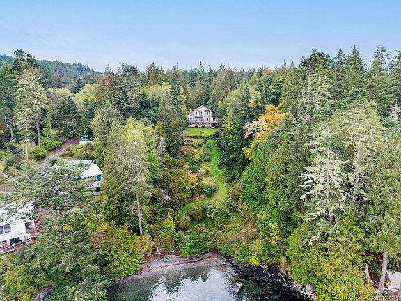 2nd image of 7002 E Sooke Rd