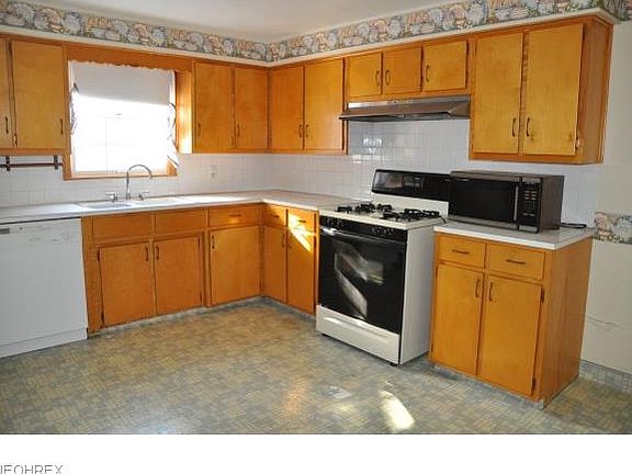 2nd image of 446 N Osborn Ave