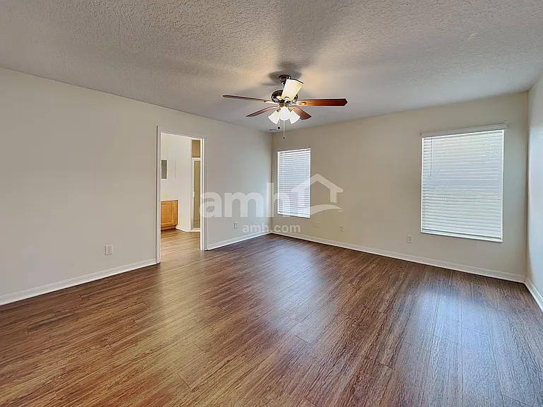 1145 Bluegrass Dr — Photo 11