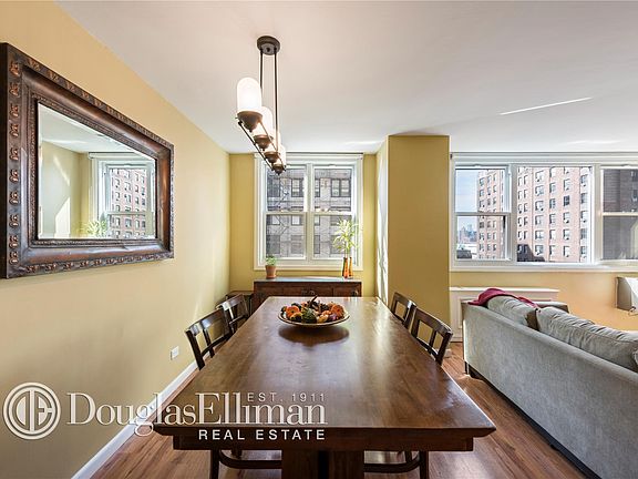 2nd image of 77 7th Ave APT 11M