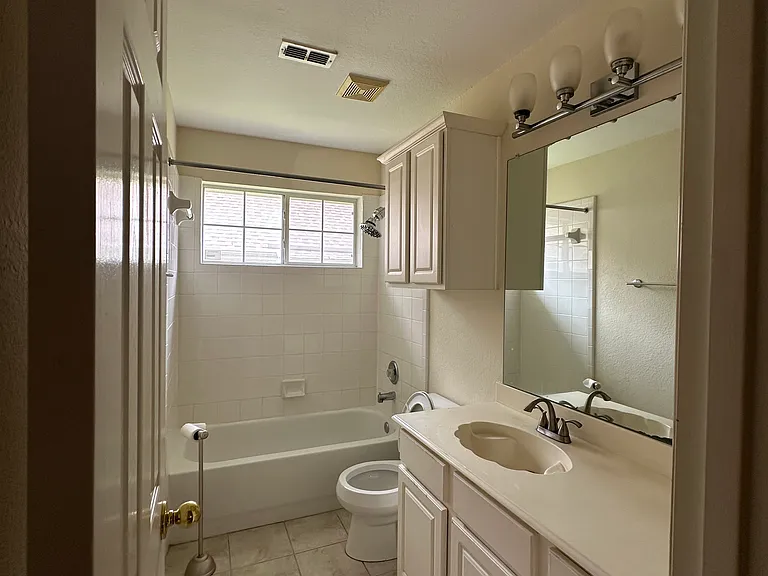 7016 Randall Way — Photo 12