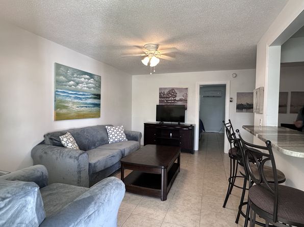 122-3700 Haines Rd N Unit 7