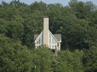 169 Douglas Fir Ct, Waleska, GA