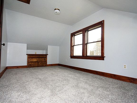 Bedroom 2 upper