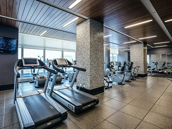 620 West 42nd Street image 8 of 11