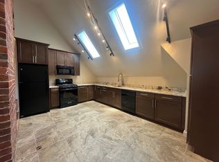4930 Centre Ave #5, Pittsburgh, PA 15213
