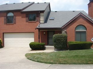 9364 Golden Leaf Way, Indianapolis, IN