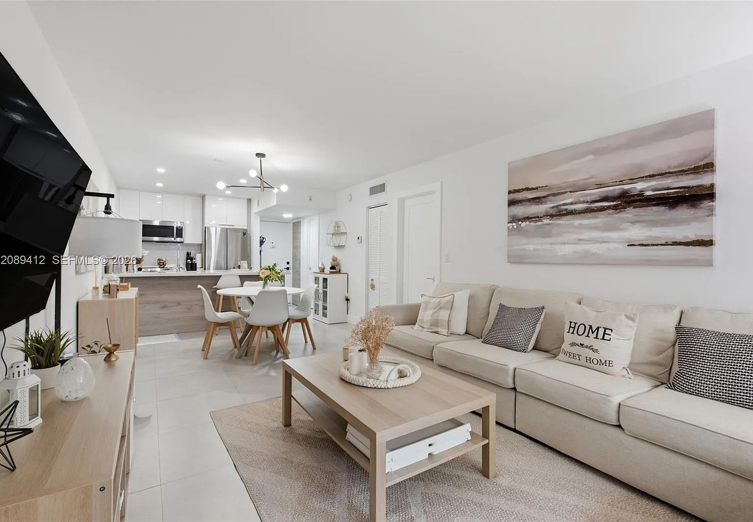 Inwood Condo — Photo 1