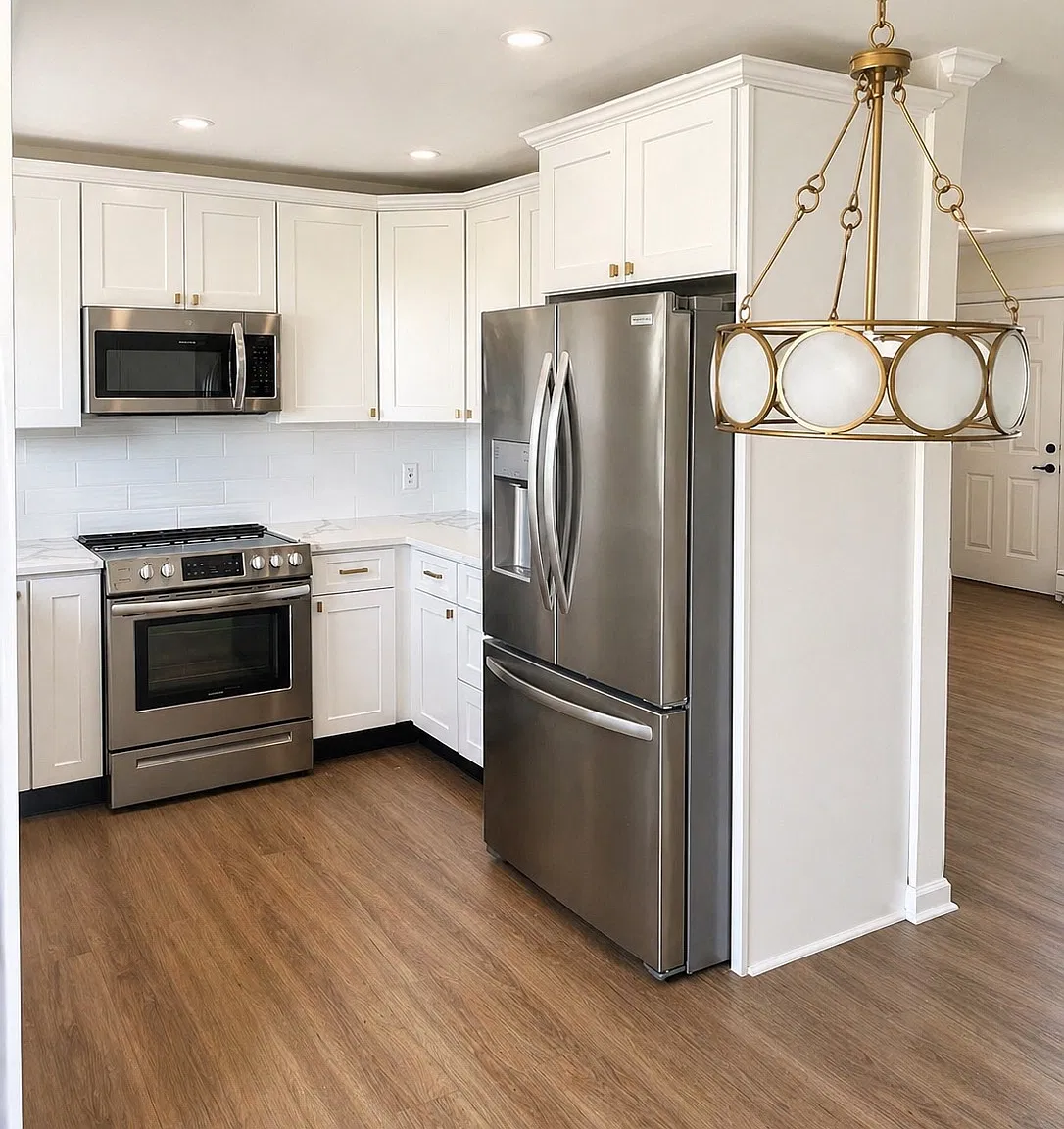 4 bed, 1275 sqft, $2,995 — Photo 3