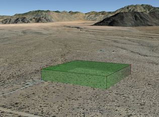 S Arizola Rd, Yucca, AZ 86438