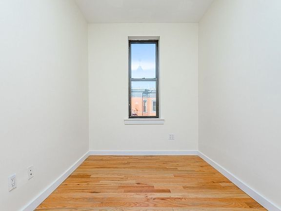 3rd image of 591 Franklin Ave #2A