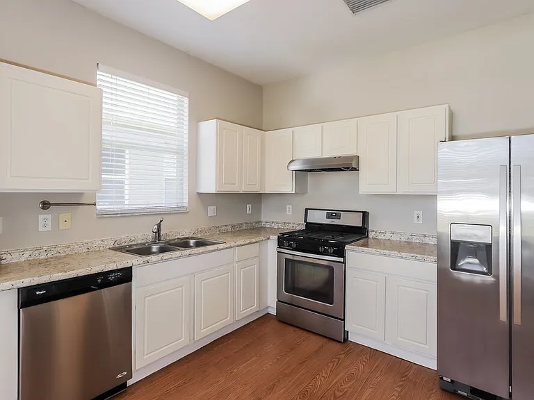10639 Eveningwood Ct — Photo 8