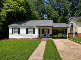 1371 Pine St, Grenada, MS 38901