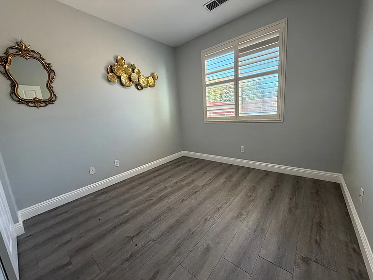 5418 Halas Ct — Photo 33