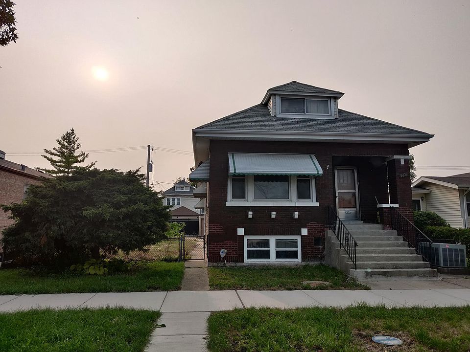 1st image of 4622 S Sawyer Ave