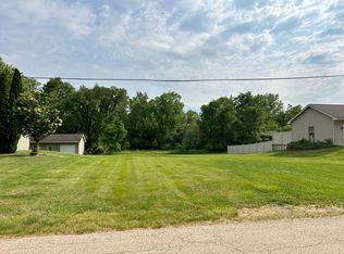 511 Washington St, Utica, IL 61373