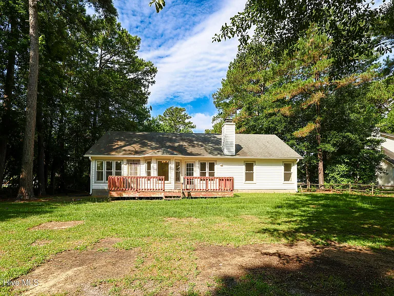 172 Baytree Dr — Photo 16