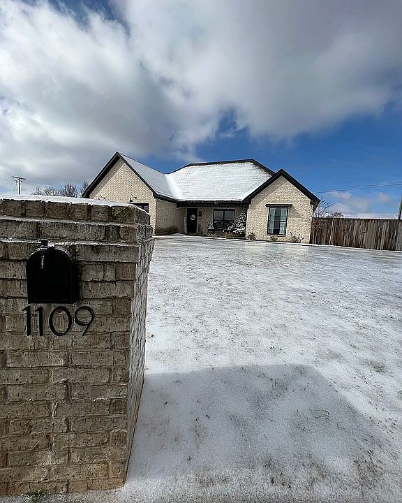 1st image of 1109 Healstone Cv