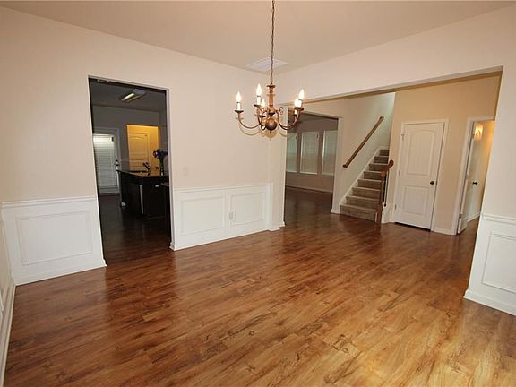 4th image of 2292 Turnbury Glen Walk