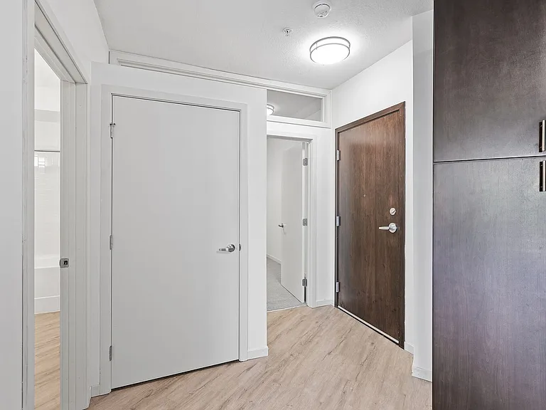 The Flats at West End — Photo 91