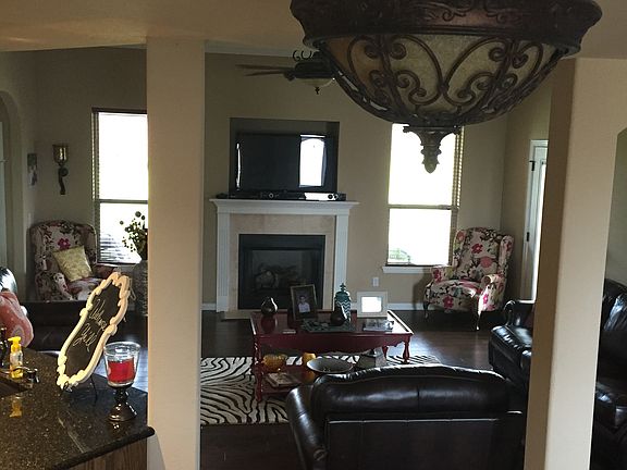 5th image of 804 Cold Water Creek Dr