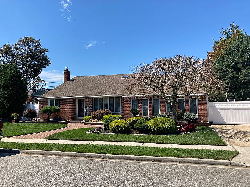 1st image of 86 Atlantic Ave