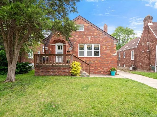 1530 Collins Ave, Saint Louis, MO 63117