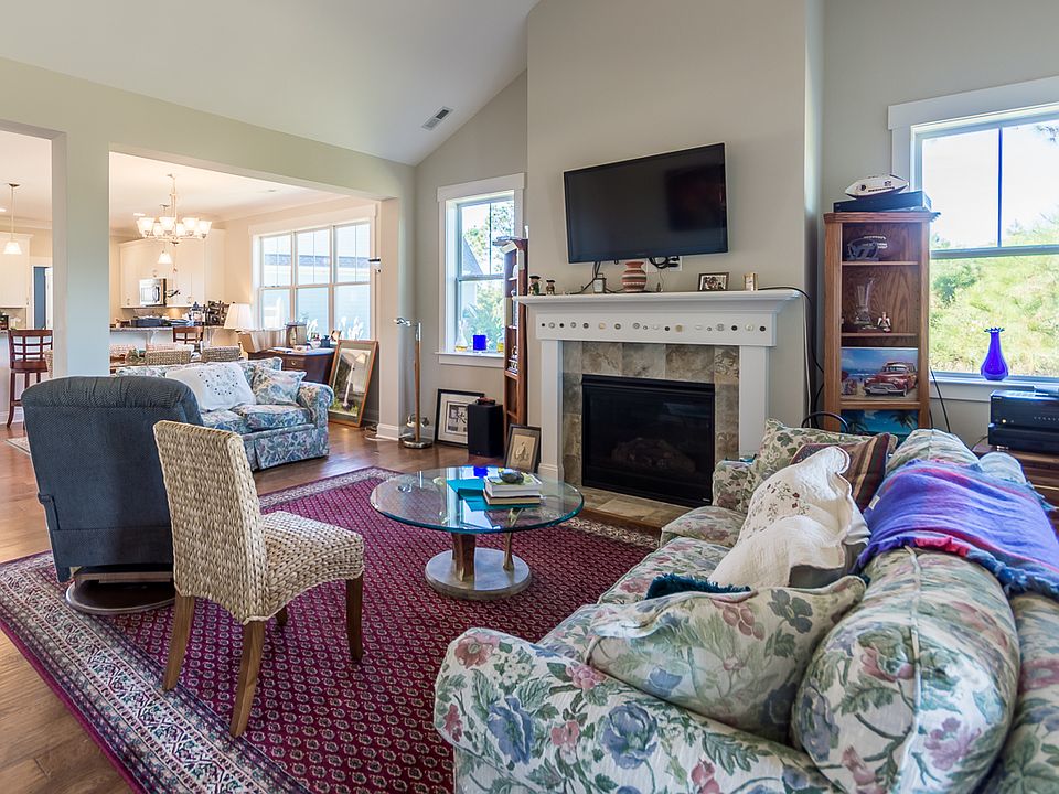 1st image of 3298 Beach Cove Ln