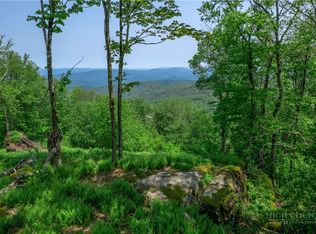 N 3a Crestline Ct, Banner Elk, NC 28604
