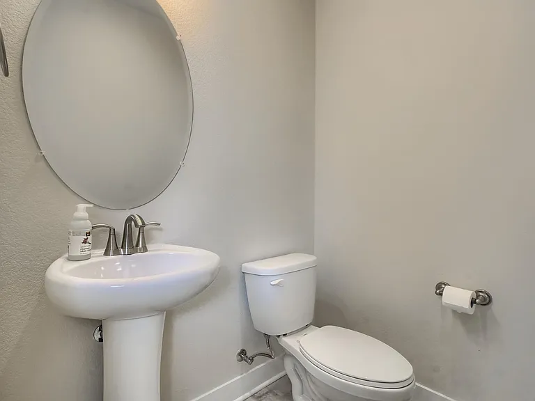 1625 N King St #1 — Photo 21