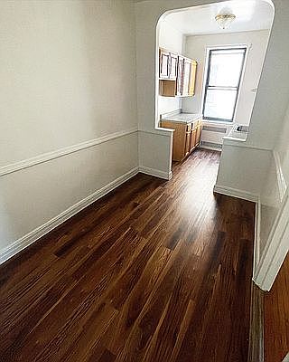 2nd image of 4045 Hampton St APT 5J
