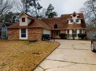 220 Woodridge Blvd, Mandeville, LA 70471