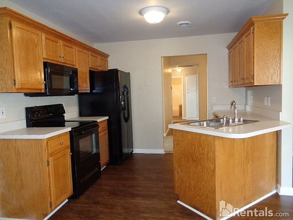 5th image of 703 Orkney Ct