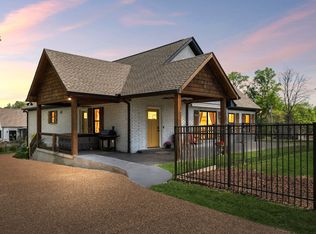 2104 Williamsport Pike, Columbia, TN 38401