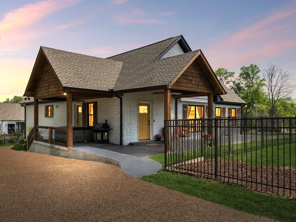 2104 Williamsport Pike, Columbia, TN 38401