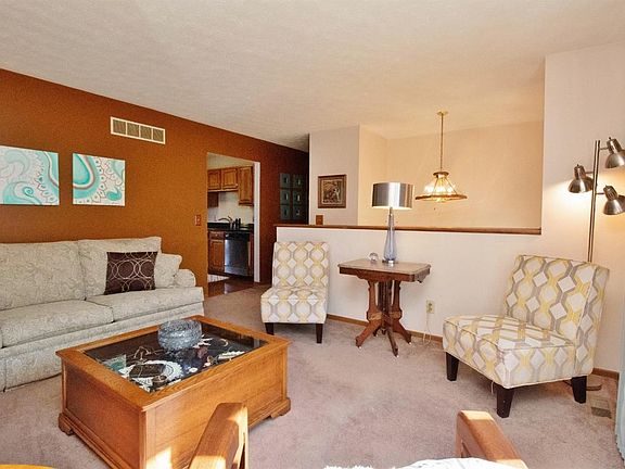 4th image of 2254 Deblin Dr