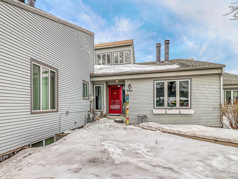 1st image of 645 21st Ave S #3