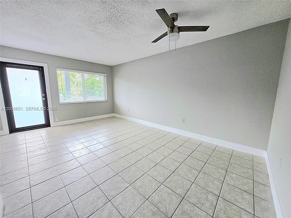4th image of 335 SW 20th St APT 7
