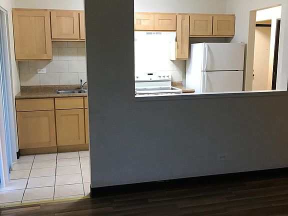 4th image of 1873 N Green Ln N APT 1B
