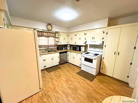 4th image of 3006 Pelzer Ave