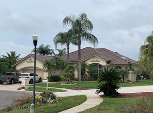 9822 Compass Point Dr, Tampa, FL 33615